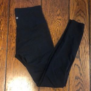 Wonder Under LuLuLemon 🍋 Leggings